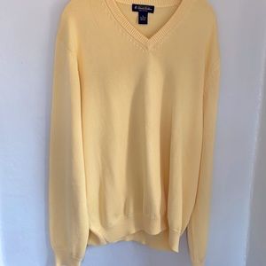 Men’s yellow crew neck
